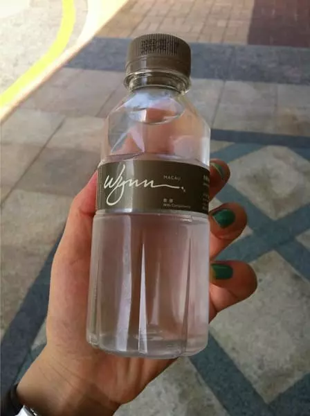 免費的水最好喝、感恩賭場爸爸